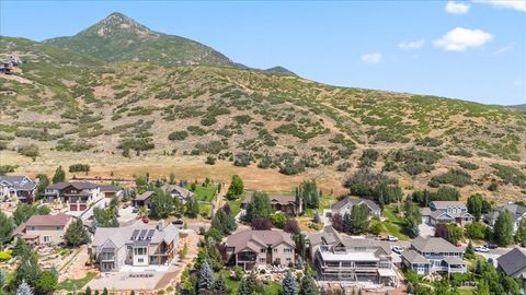Tiny photo for 364 E 1690 N, Midway, UT 84049 (MLS # 2146215)