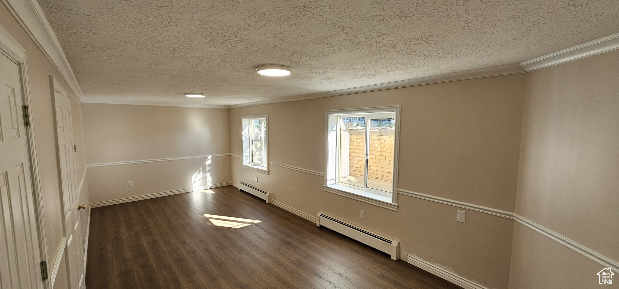 MOUNTAIN VIEW - Residential