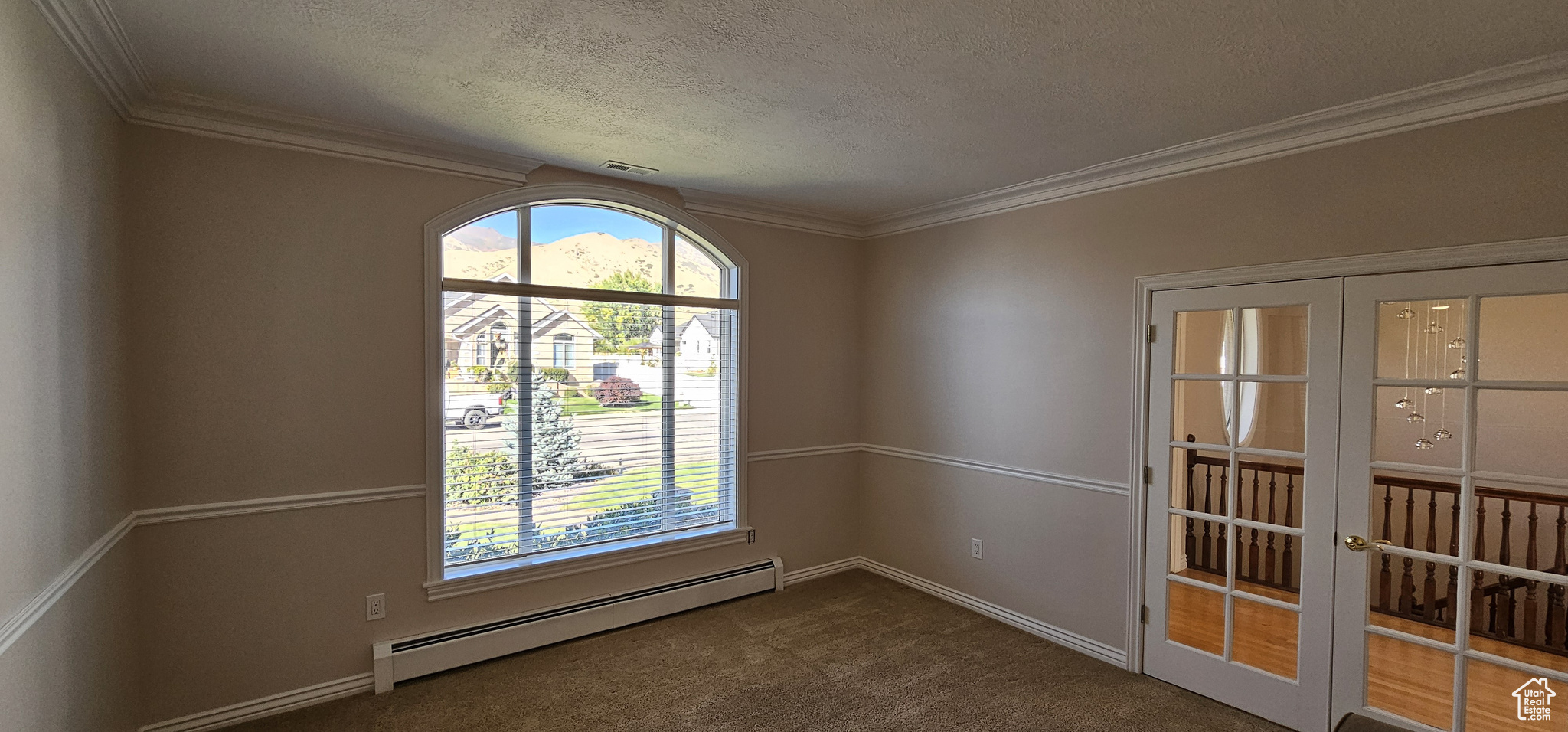 MOUNTAIN VIEW - Residential