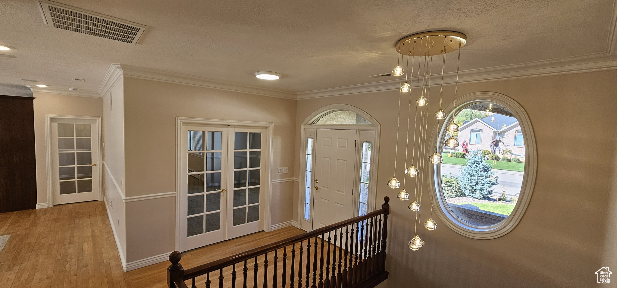 MOUNTAIN VIEW - Residential