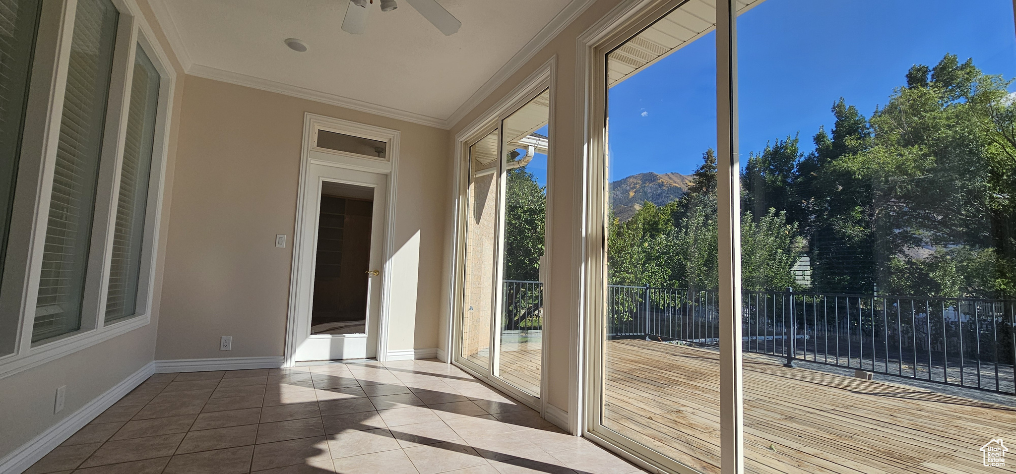MOUNTAIN VIEW - Residential