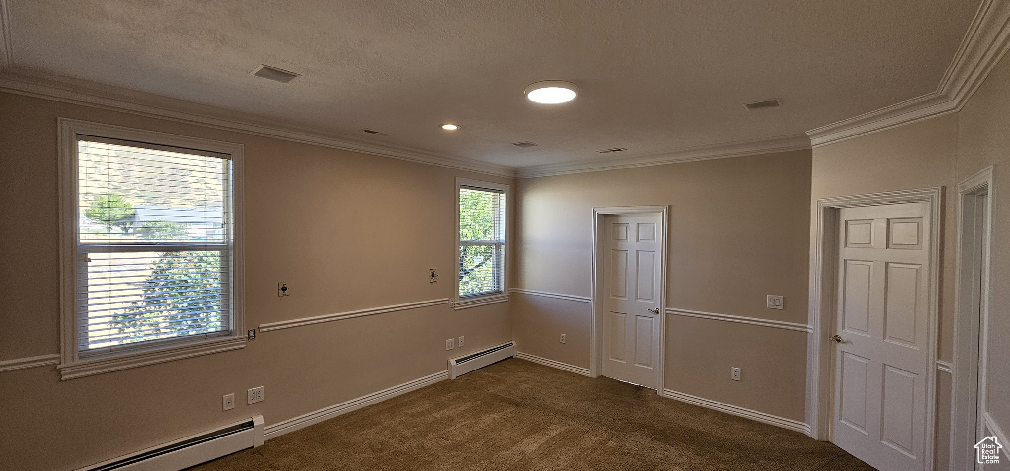 MOUNTAIN VIEW - Residential