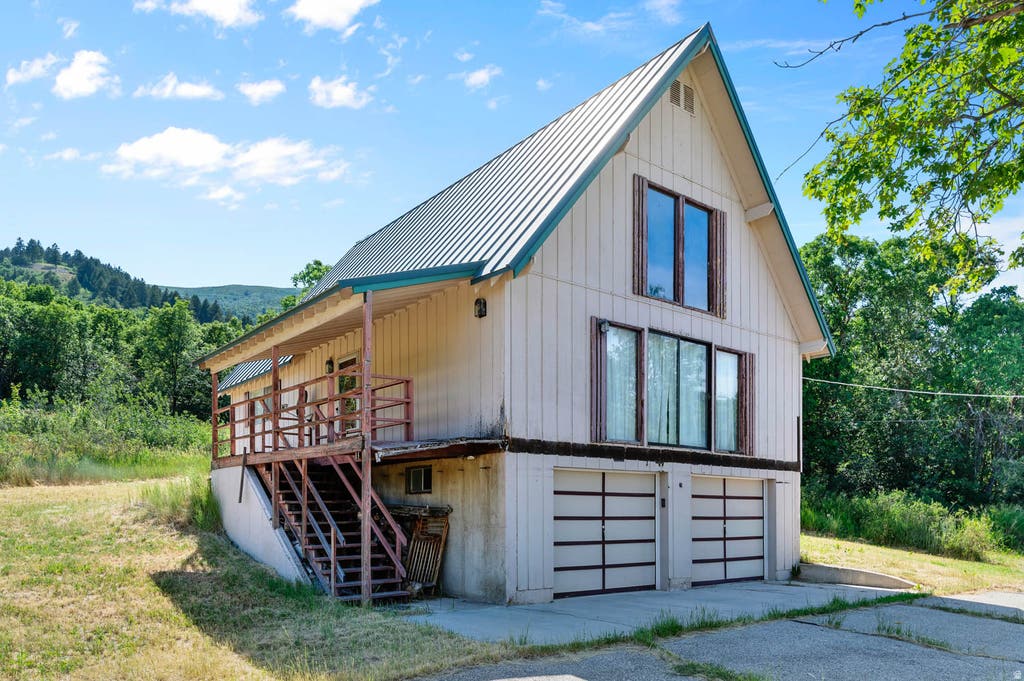 Photo of 2467 N NORDIC DR, Eden, UT 84310 (MLS # 2168146)