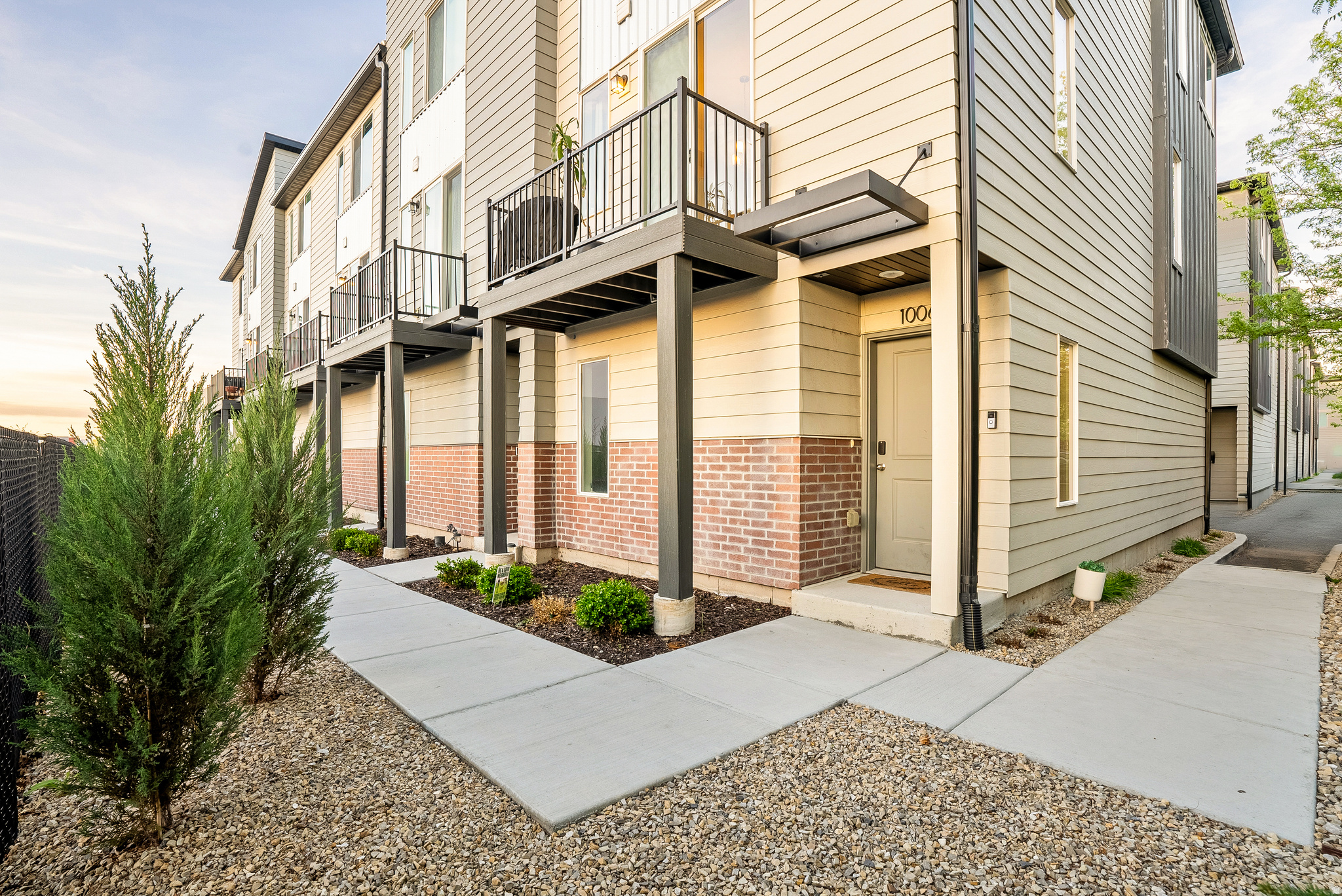 DAWSON PLACE - Residential