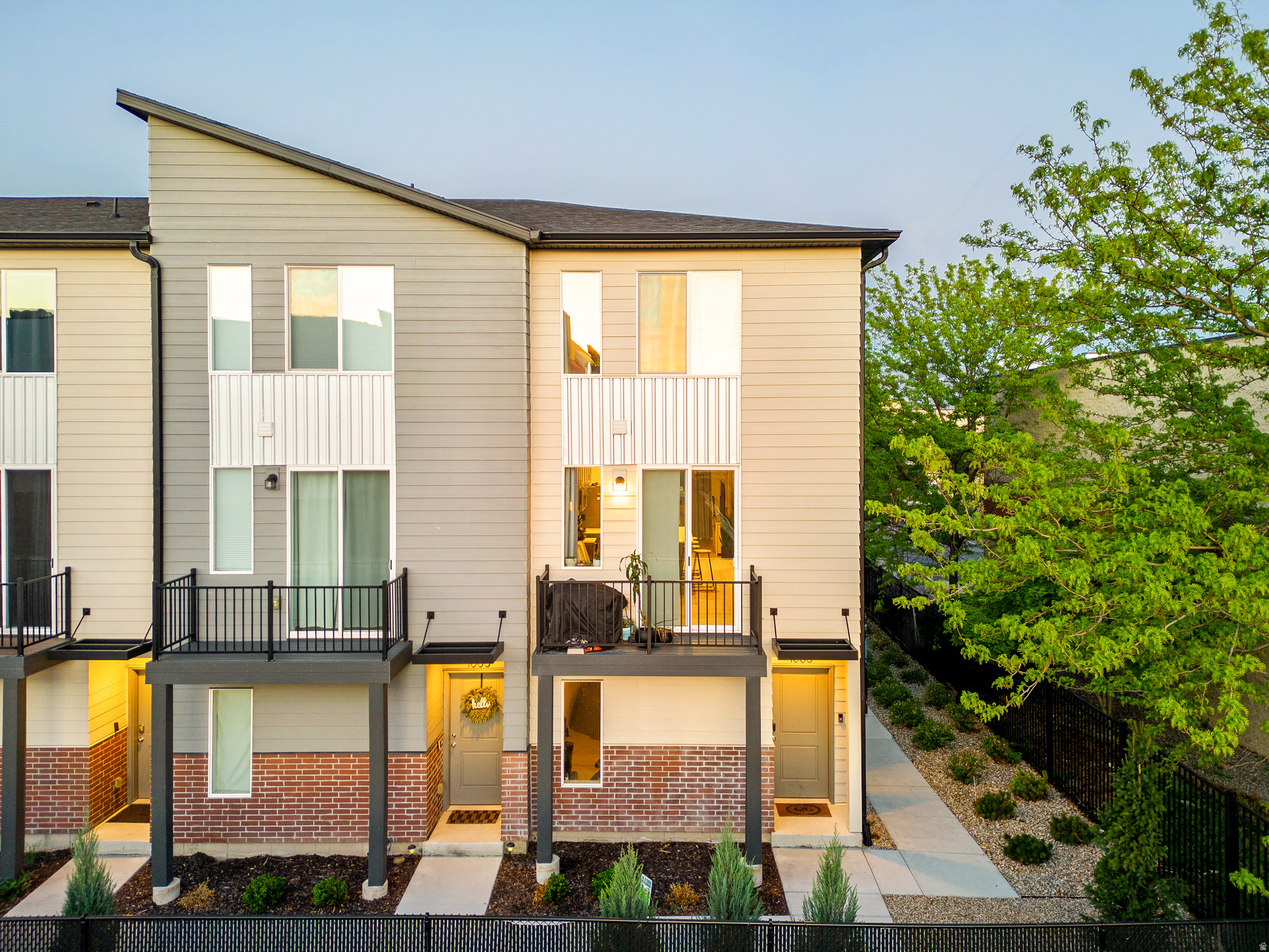 DAWSON PLACE - Residential