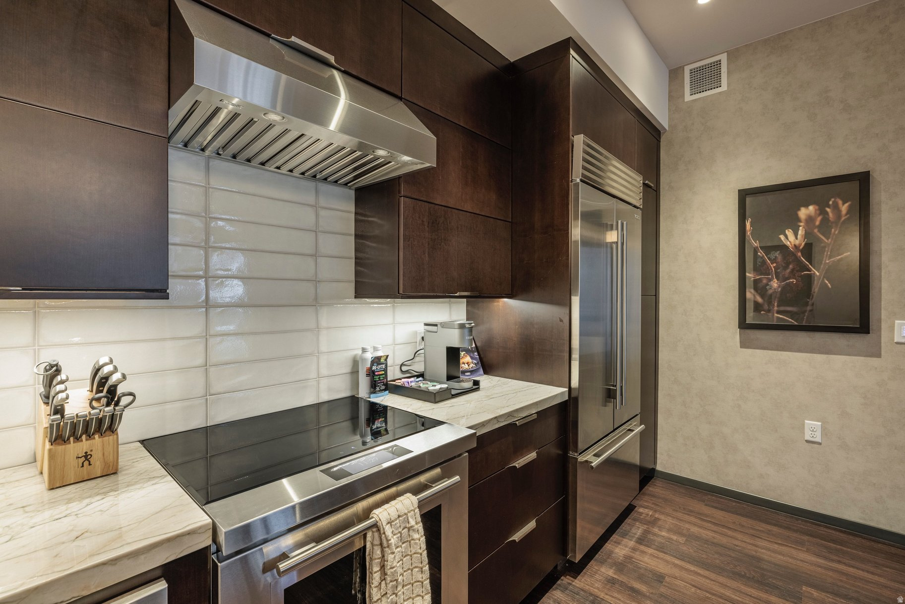 BLACK DESERT VILLAGES CONDOS - Residential