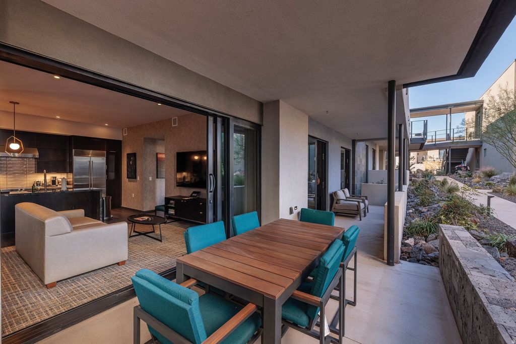 Photo of 1400 E BLACK DESERT DR #12127, Ivins, UT 84738 (MLS # 2133260)