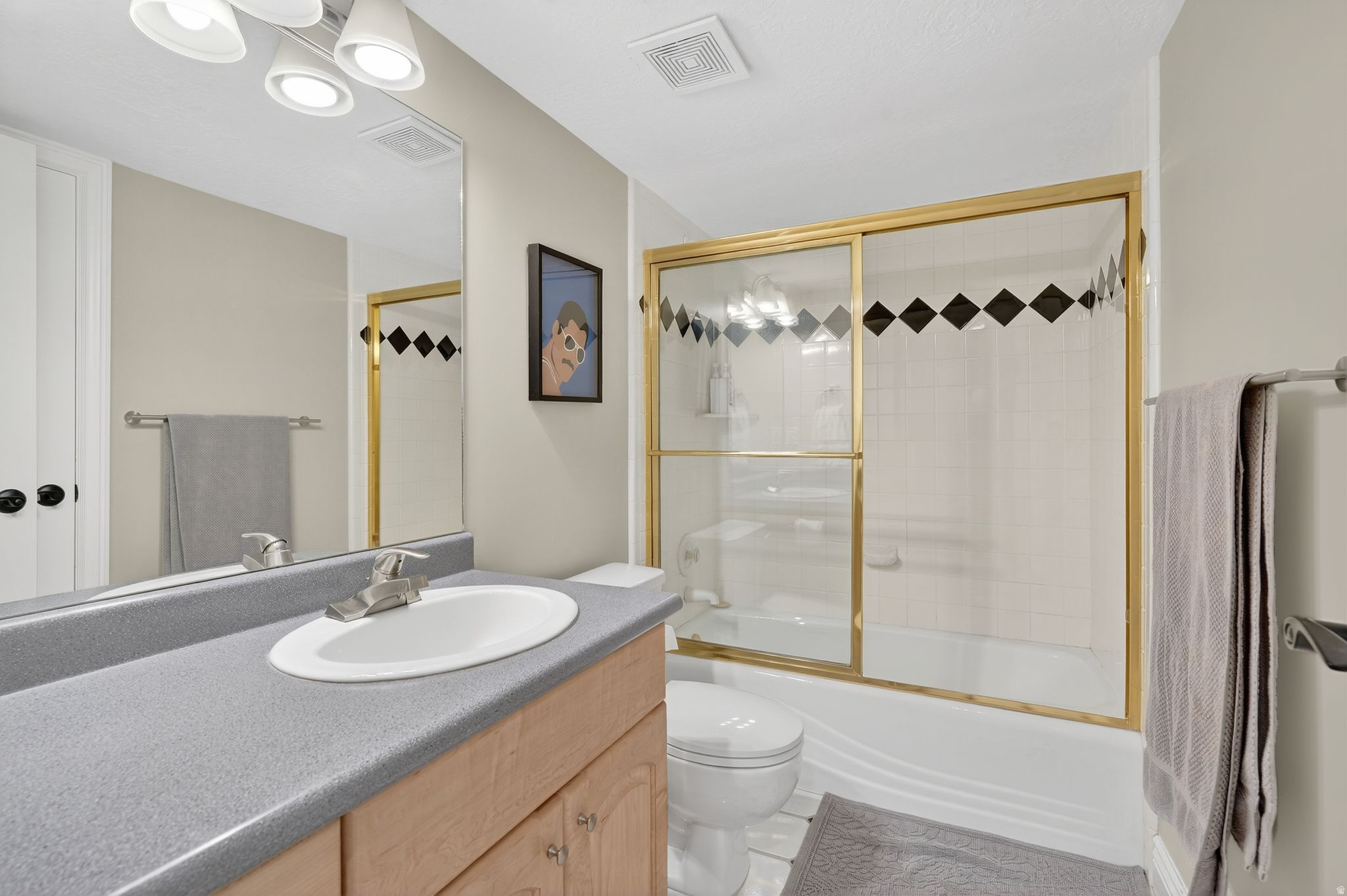 ESPRIT HOMES OF MILLCREEK P U D - Residential