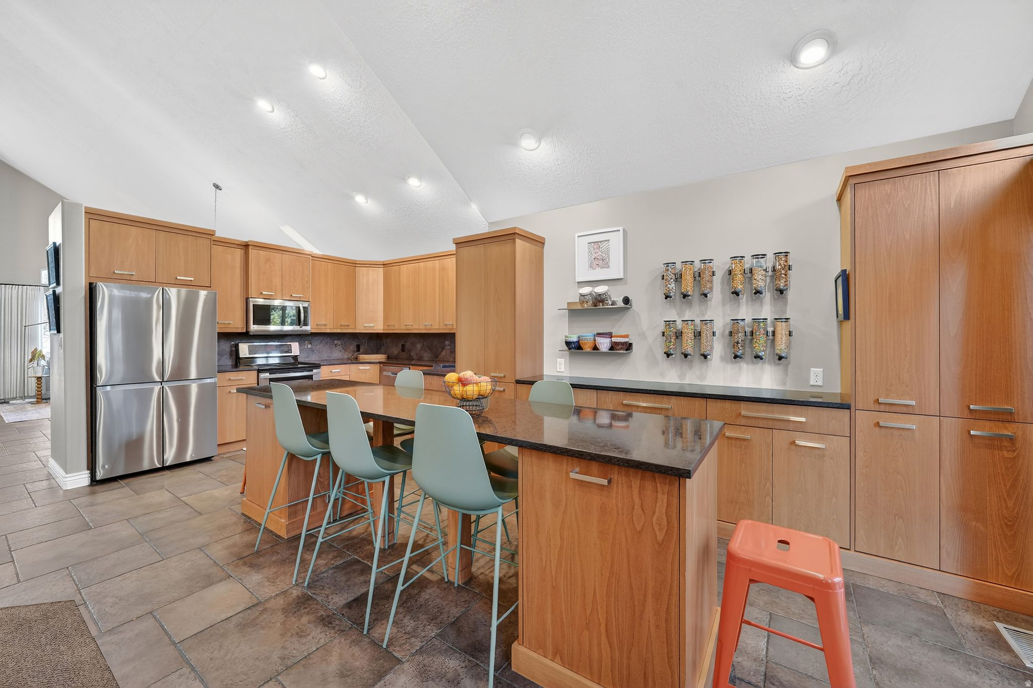 ESPRIT HOMES OF MILLCREEK P U D - Residential