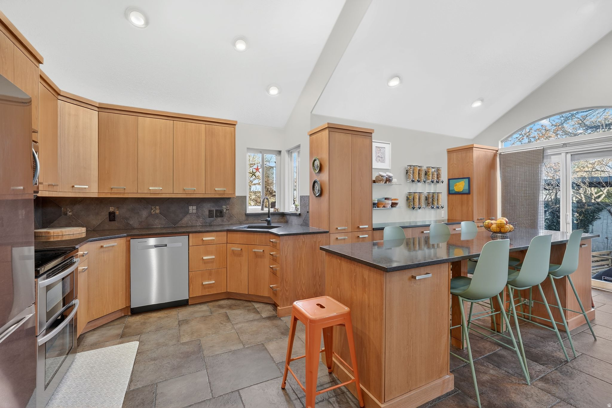 ESPRIT HOMES OF MILLCREEK P U D - Residential