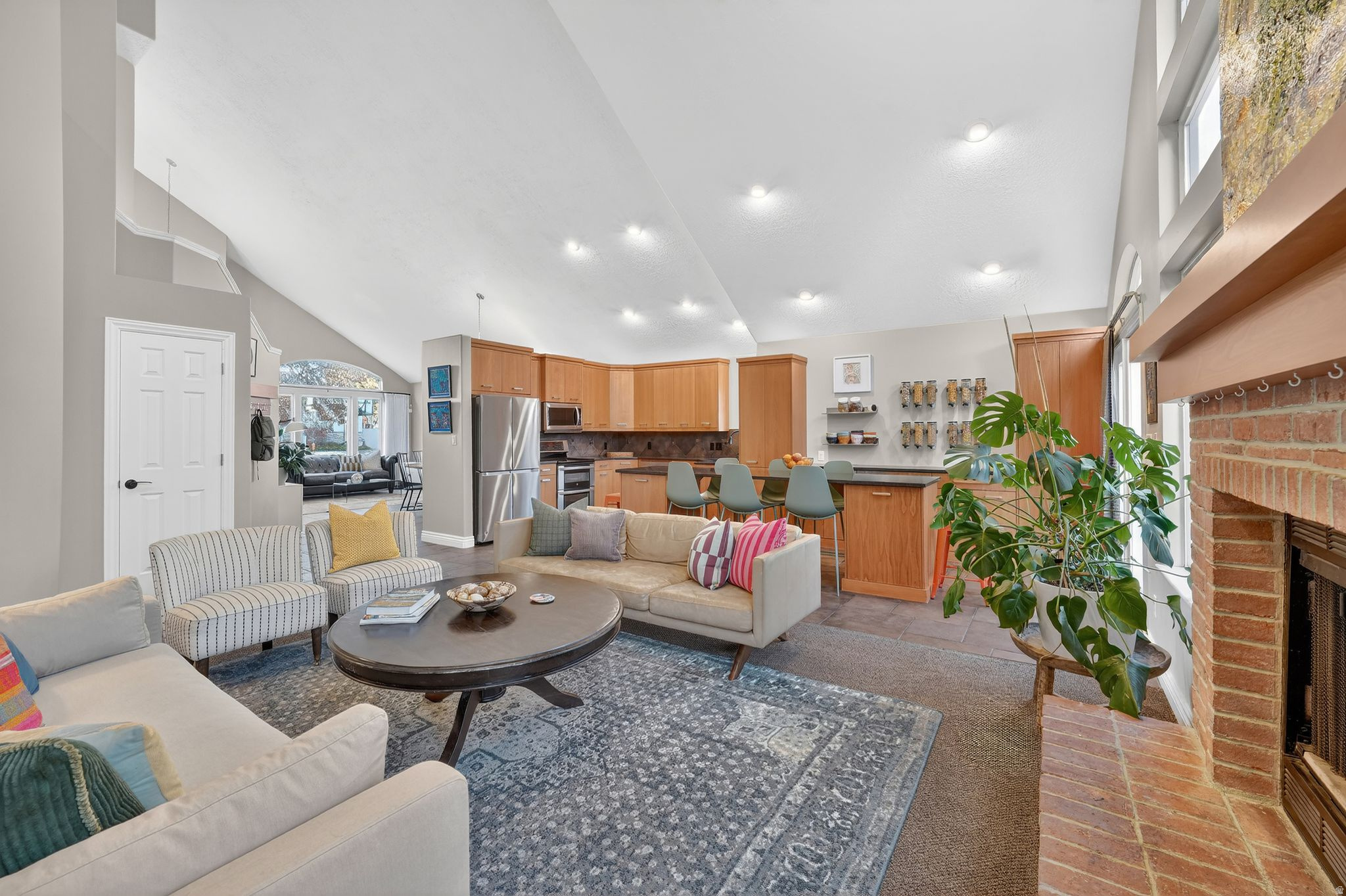 ESPRIT HOMES OF MILLCREEK P U D - Residential