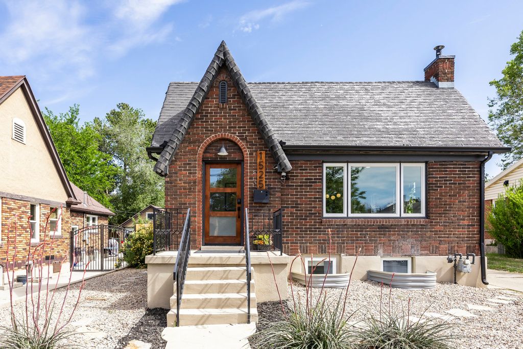 Photo of 1525 E 1700 S, Salt Lake City, UT 84105 (MLS # 2134635)