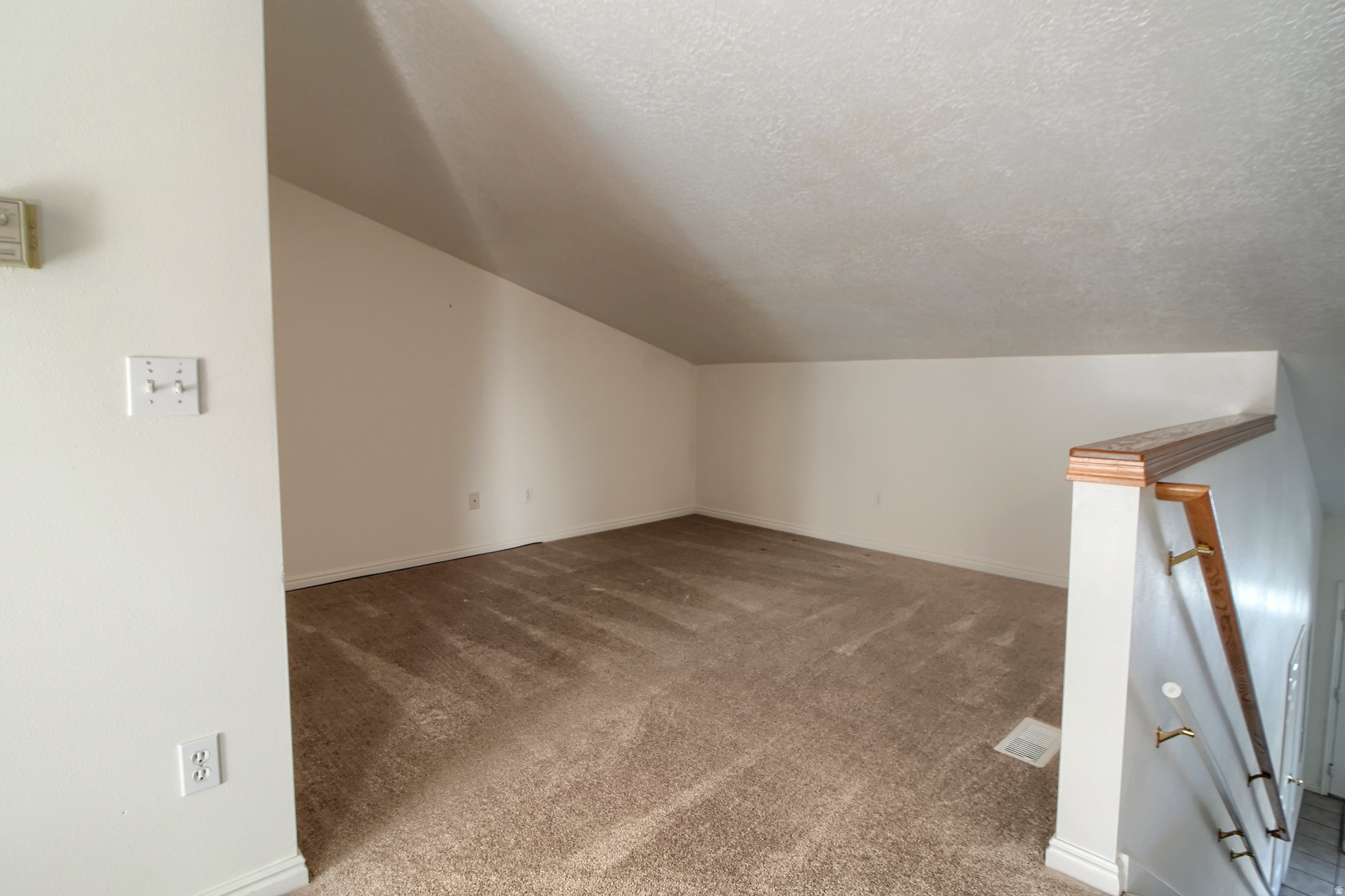 EAGLE RIDGE - Residential