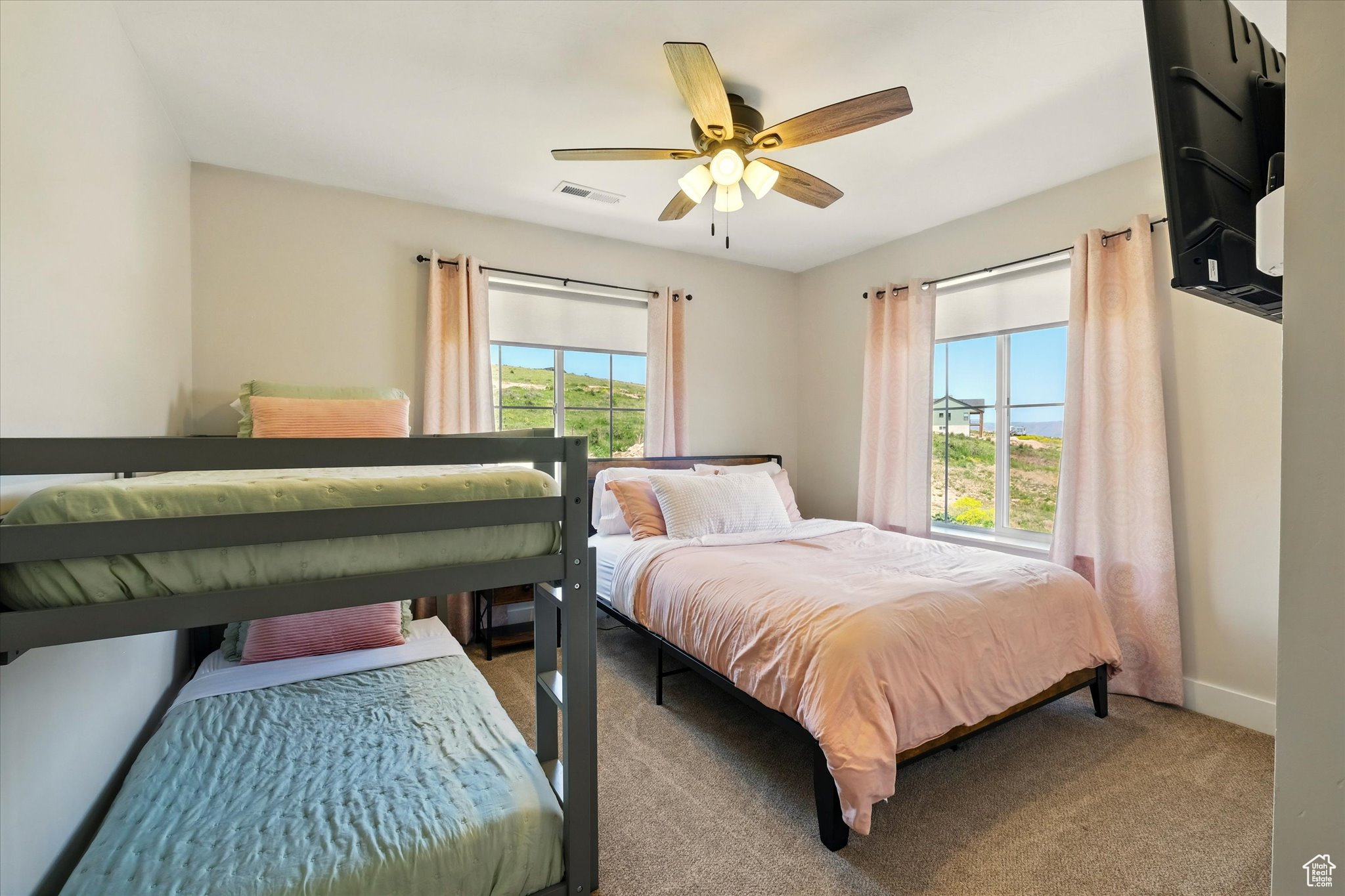 FOOTHILL ESTATE - Residential