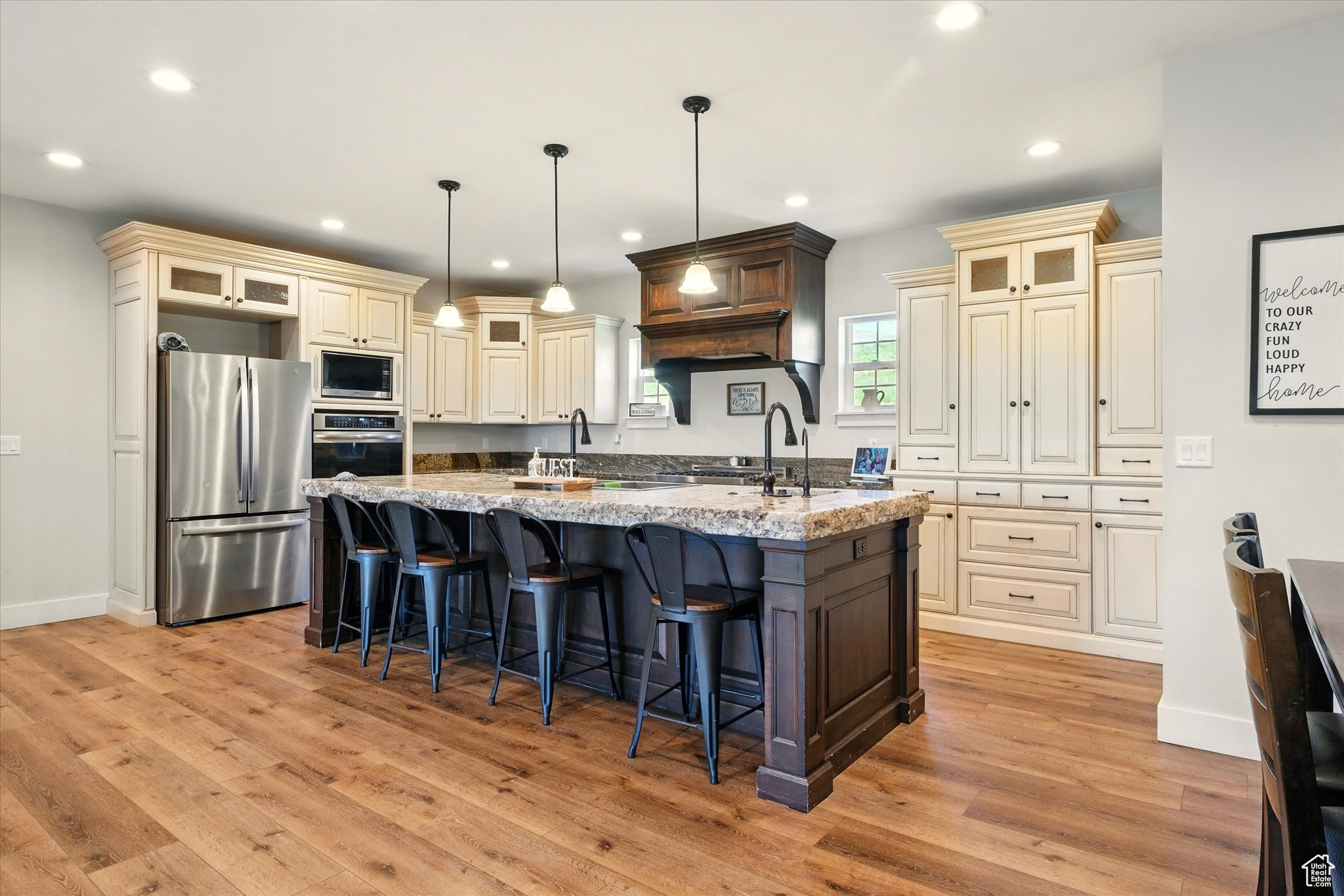 FOOTHILL ESTATE - Residential