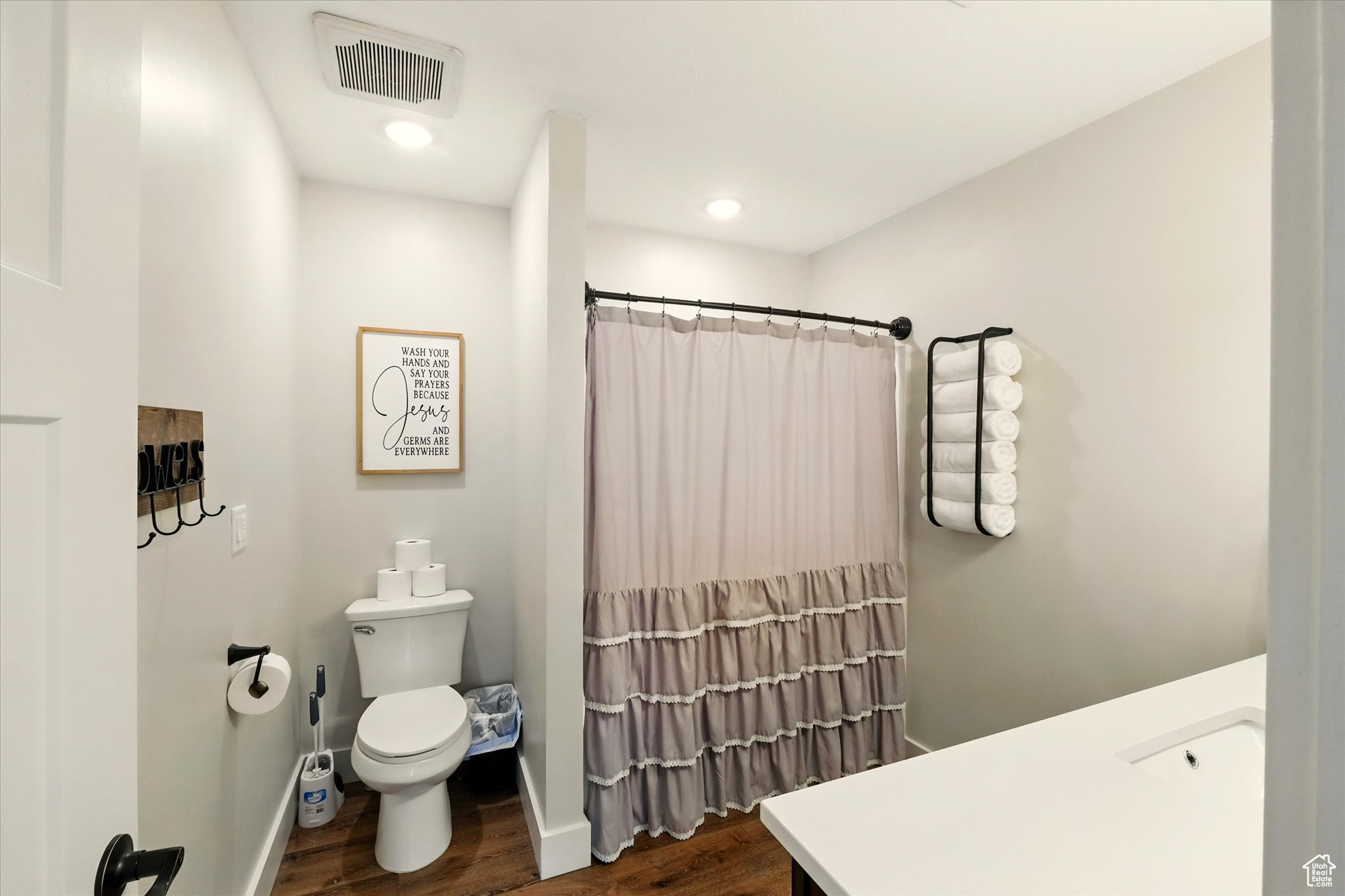 FOOTHILL ESTATE - Residential