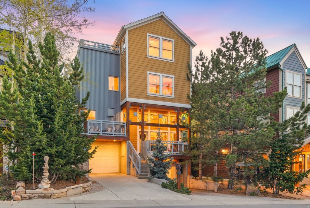 Photo of 1243 EMPIRE AVE #A, Park City, UT 84060 (MLS # 2156102)