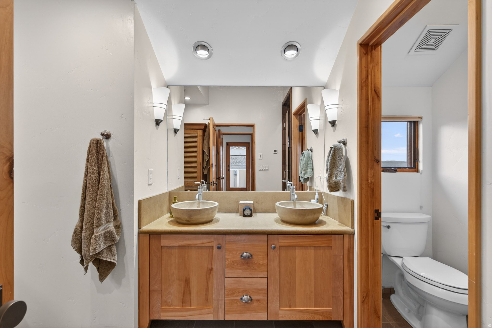 RESIDENCES AT KINGS CROWN CONDOMINIUM - Residential