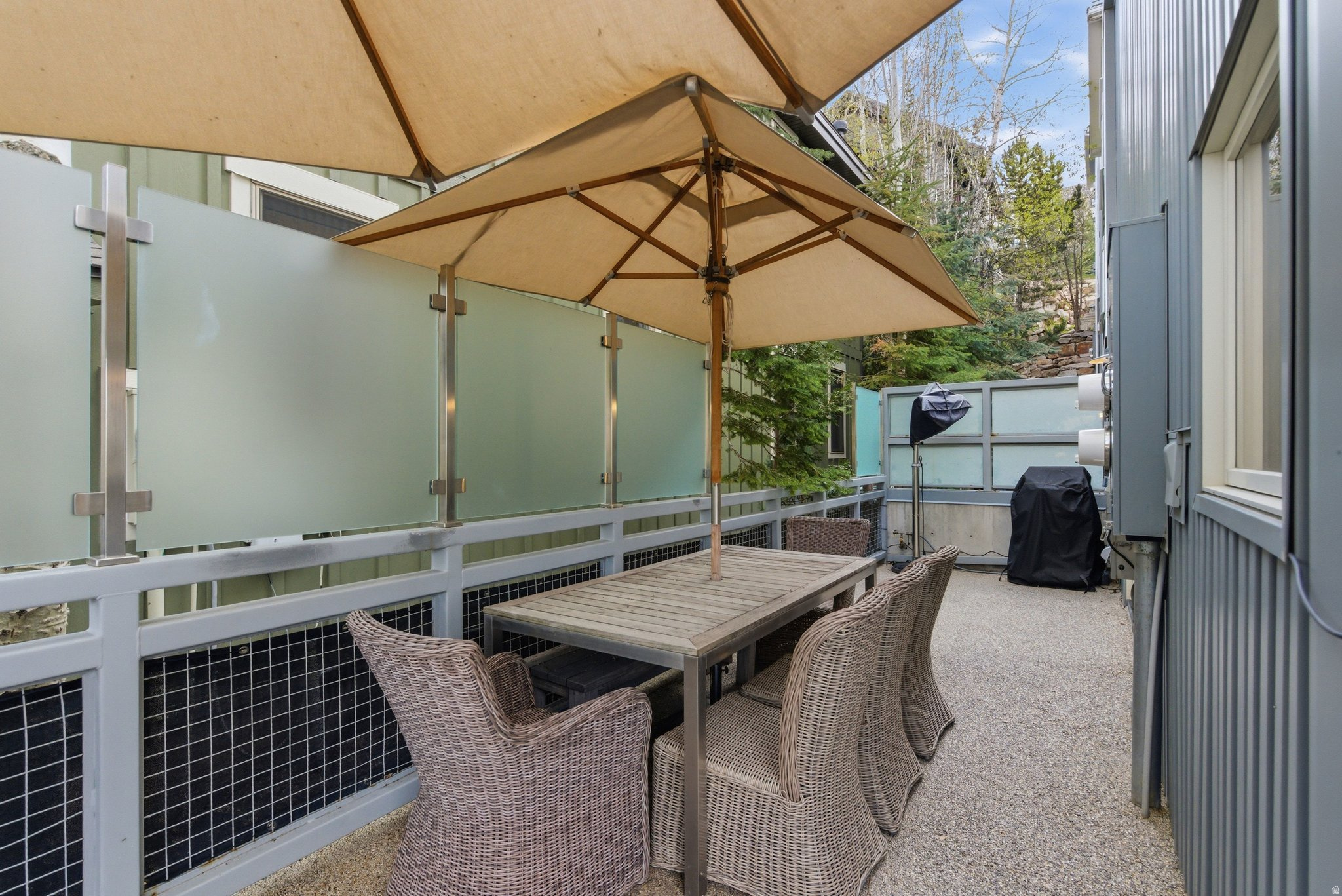 RESIDENCES AT KINGS CROWN CONDOMINIUM - Residential