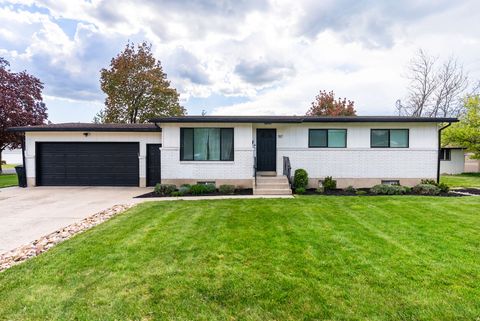 Photo of 787 N 200 W, Logan, UT 84321 (MLS # 2155638)