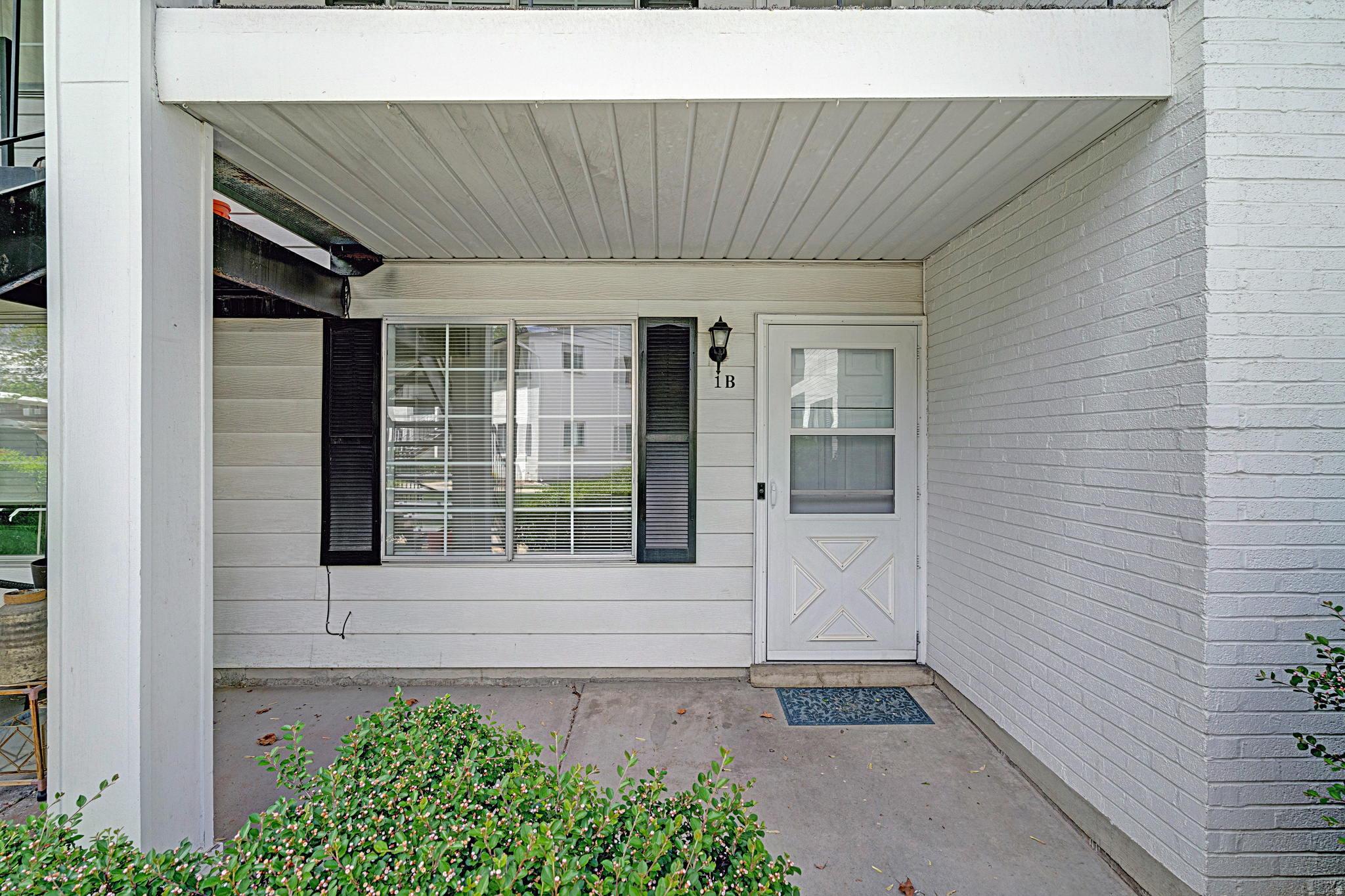 COVENTRY MANOR - Residential