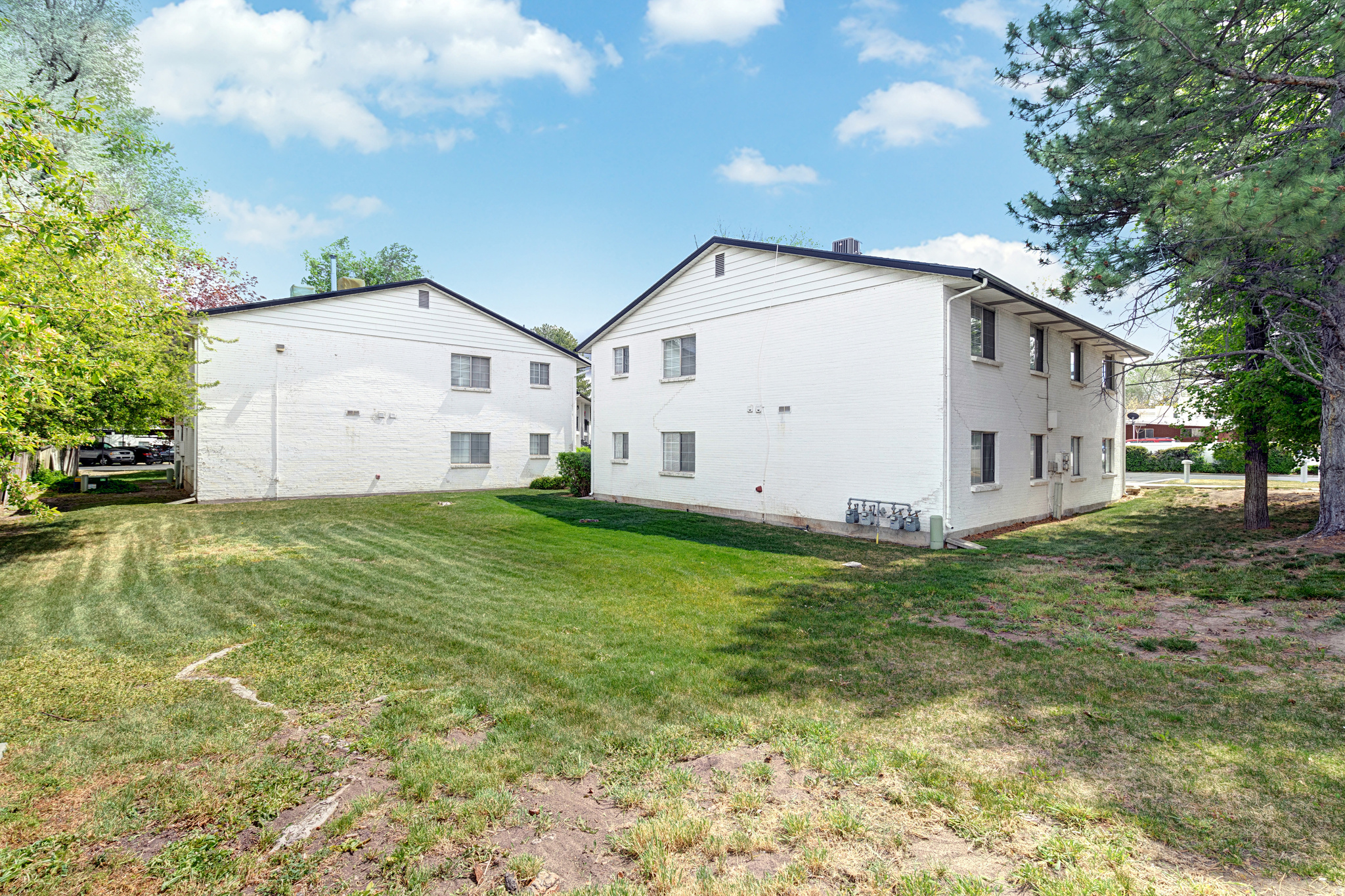 COVENTRY MANOR - Residential