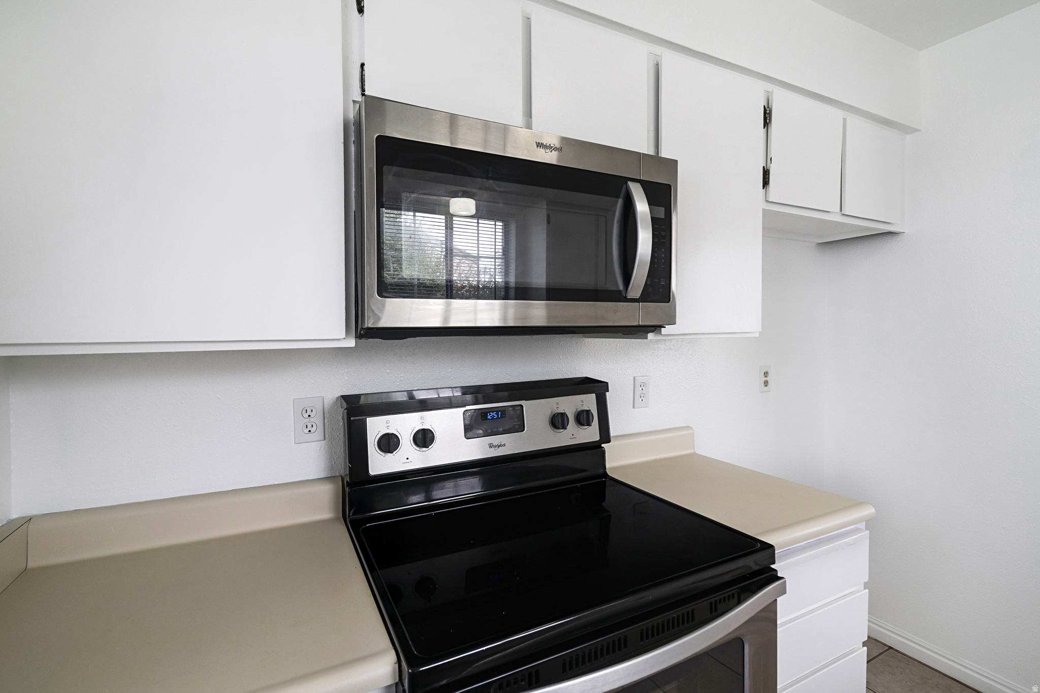 COVENTRY MANOR - Residential