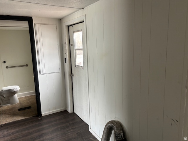 MILE HIGH VILLAGE - Residential