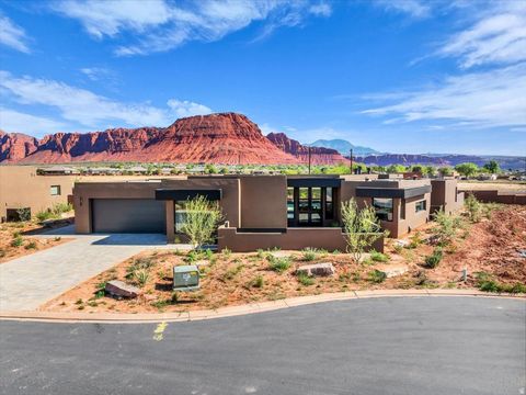 Homes For Sale - 548 W Indigo Way<br/> Ivins, UT 84738