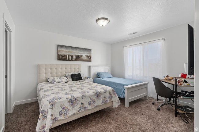 SOUTH HILLS - Residential