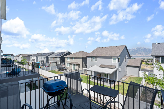 SOUTH HILLS - Residential