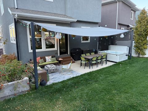 Tiny photo for 958 E DEER ARCH LN, Draper, UT 84020 (MLS # 2120882)