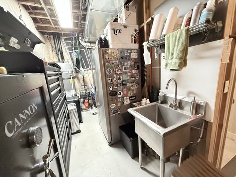 Tiny photo for 958 E DEER ARCH LN, Draper, UT 84020 (MLS # 2120882)