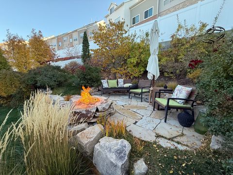 Tiny photo for 958 E DEER ARCH LN, Draper, UT 84020 (MLS # 2120882)