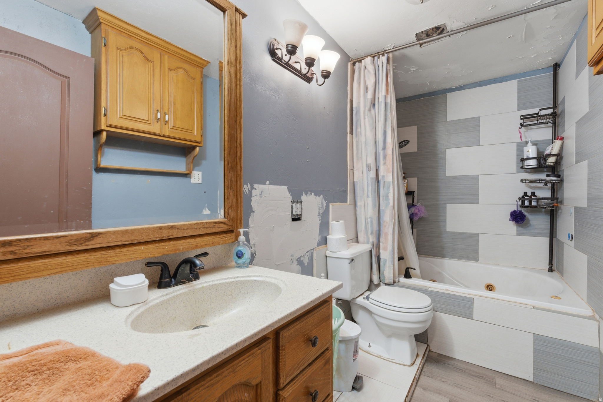 TOWN VIEW - Residential