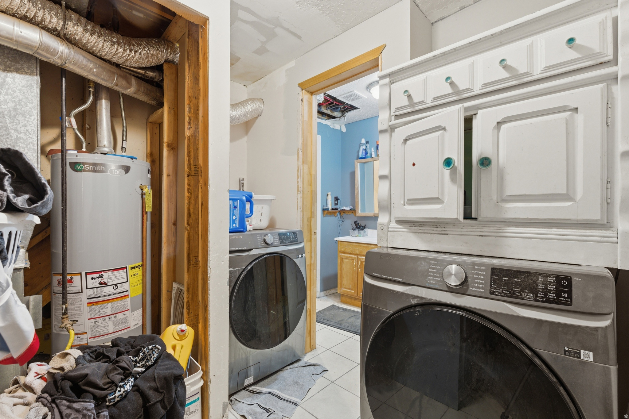 TOWN VIEW - Residential