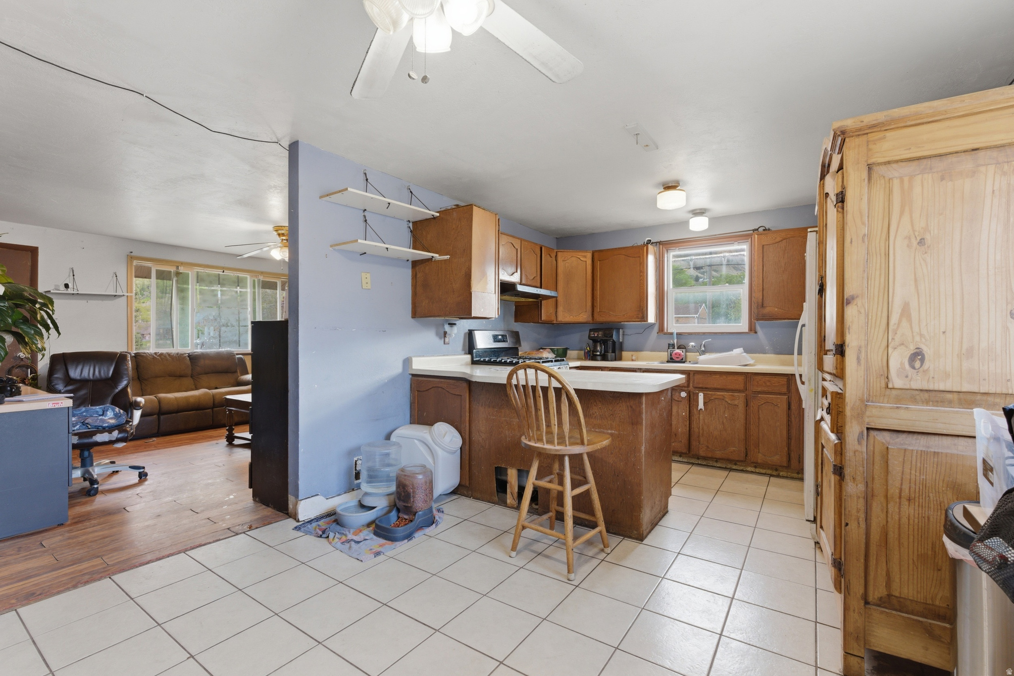 TOWN VIEW - Residential