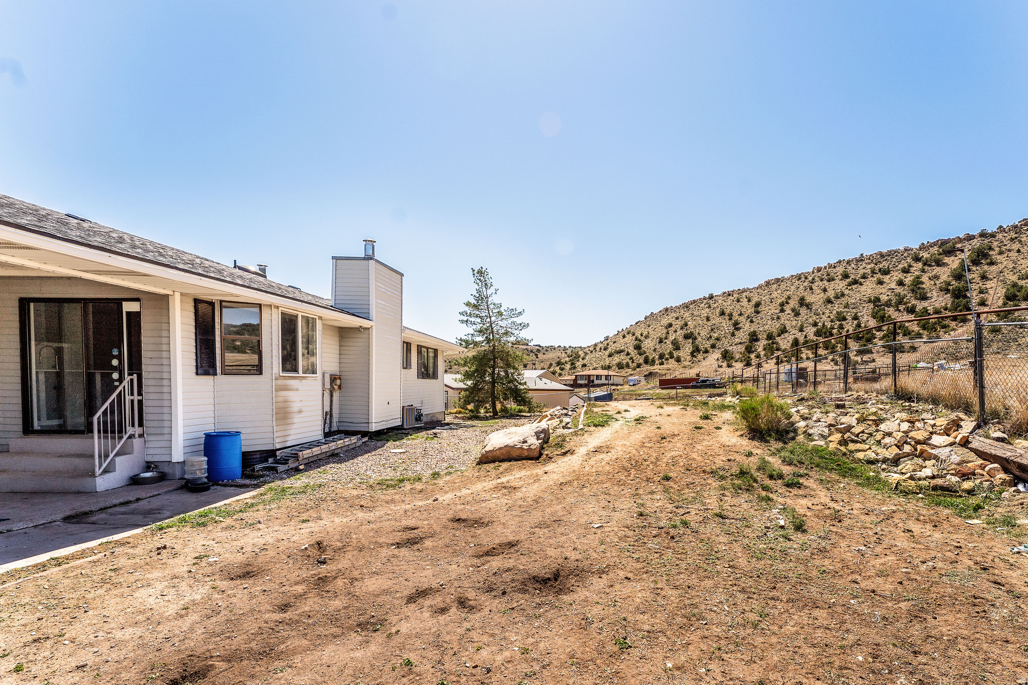 PAINTED HILLS ESTATE - Residential