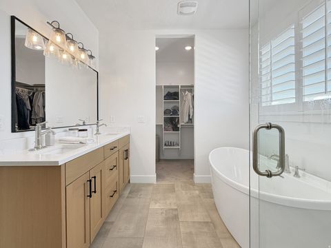 Tiny photo for 916 N ROCKY MOUNTAIN WAY, Elk Ridge, UT 84651 (MLS # 2149189)