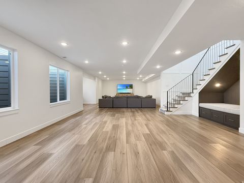 Tiny photo for 916 N ROCKY MOUNTAIN WAY, Elk Ridge, UT 84651 (MLS # 2149189)