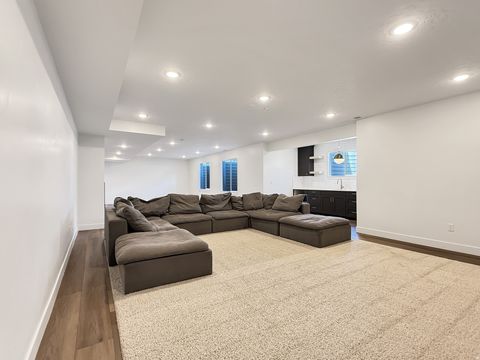 Tiny photo for 916 N ROCKY MOUNTAIN WAY, Elk Ridge, UT 84651 (MLS # 2149189)
