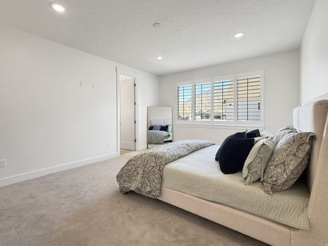 Tiny photo for 916 N ROCKY MOUNTAIN WAY, Elk Ridge, UT 84651 (MLS # 2149189)
