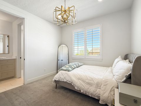 Tiny photo for 916 N ROCKY MOUNTAIN WAY, Elk Ridge, UT 84651 (MLS # 2149189)