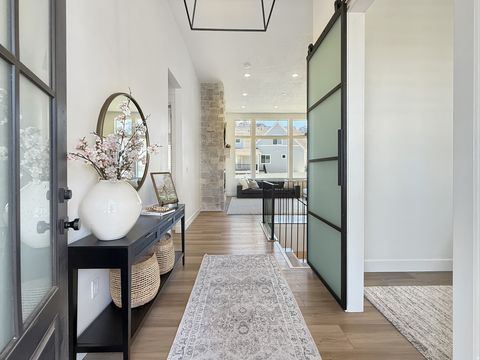 Tiny photo for 916 N ROCKY MOUNTAIN WAY, Elk Ridge, UT 84651 (MLS # 2149189)