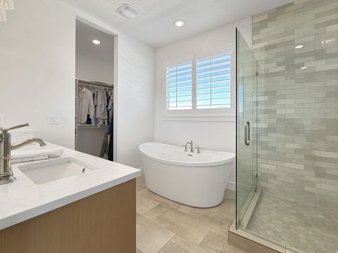 Tiny photo for 916 N ROCKY MOUNTAIN WAY, Elk Ridge, UT 84651 (MLS # 2149189)