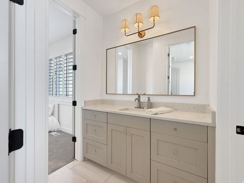 Tiny photo for 916 N ROCKY MOUNTAIN WAY, Elk Ridge, UT 84651 (MLS # 2149189)