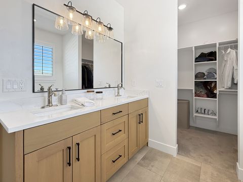 Tiny photo for 916 N ROCKY MOUNTAIN WAY, Elk Ridge, UT 84651 (MLS # 2149189)