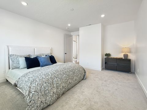 Tiny photo for 916 N ROCKY MOUNTAIN WAY, Elk Ridge, UT 84651 (MLS # 2149189)