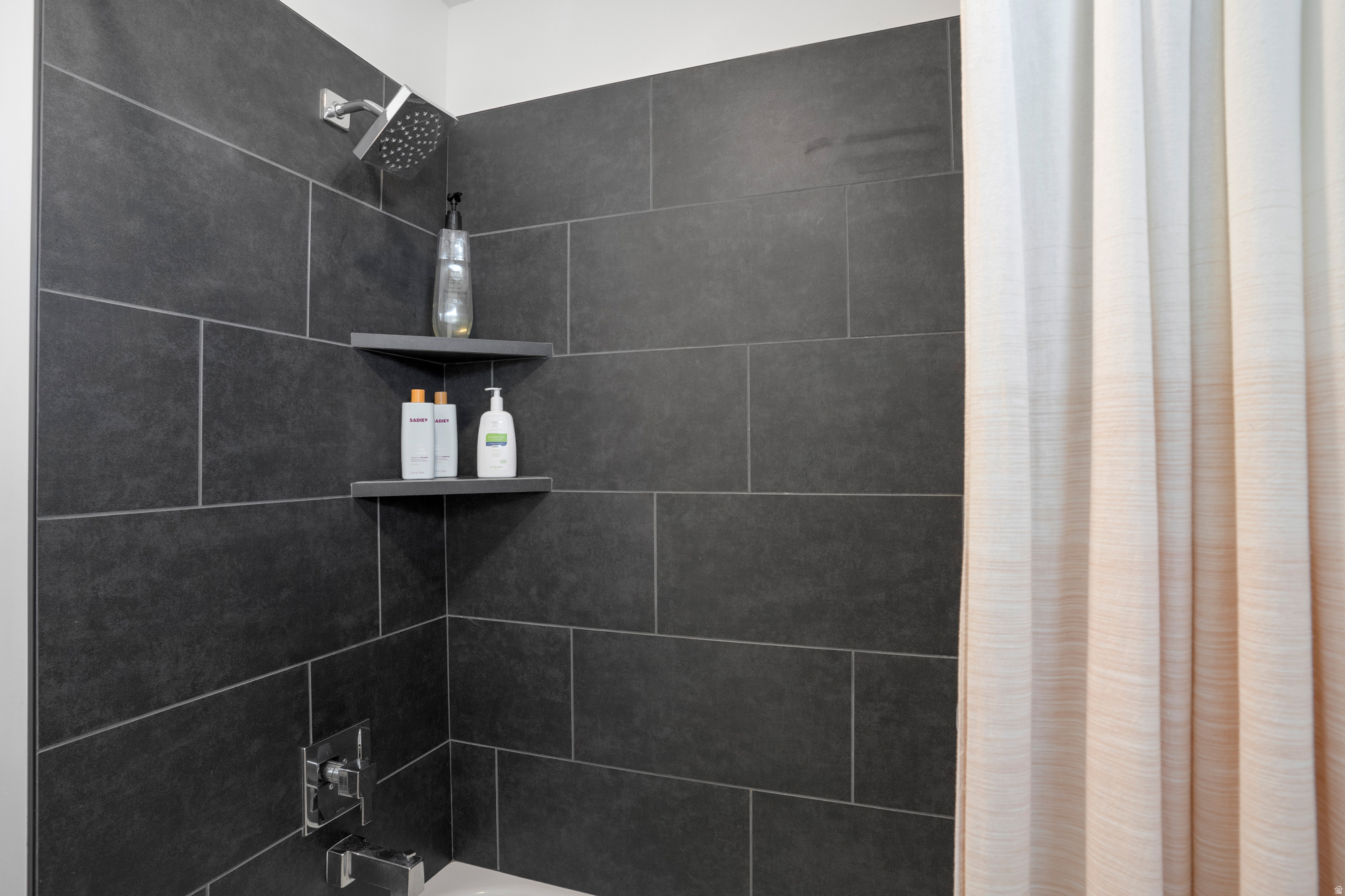 AUBURN HILLS PH 3B - Residential