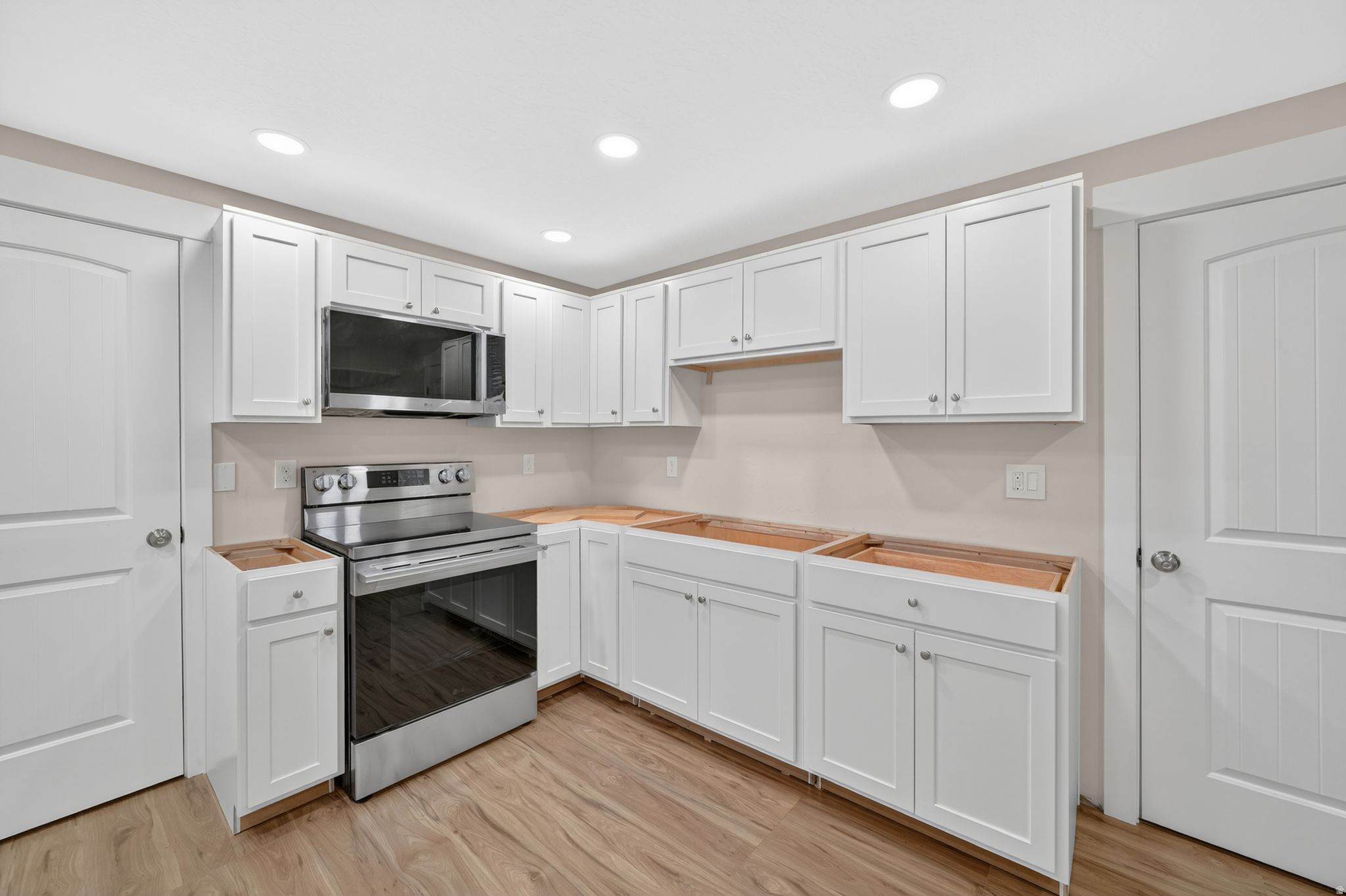 EAGLE POINT - Residential